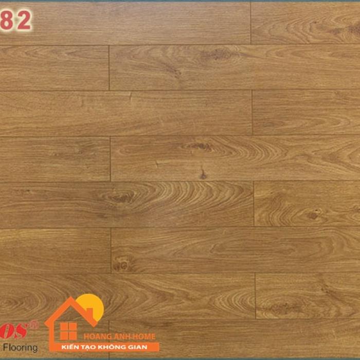 Sàn gỗ Kosmos 12mm KB1882